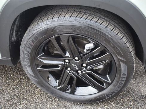 Certified 2025 Chevrolet Trax ACTIV w/ Driver Confidence Package image 11
