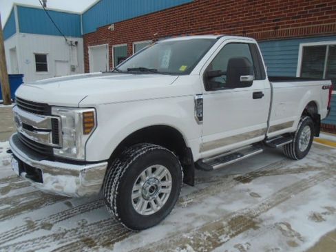 Used 2019 Ford F250 XLT image 1