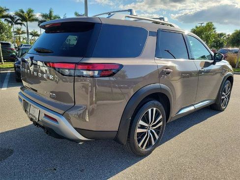 Certified 2024 Nissan Pathfinder Platinum w/ Cargo Package image 5