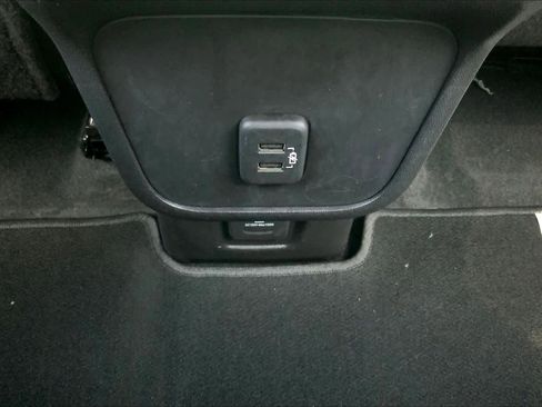 Used 2024 Chevrolet Equinox RS w/ RS Leather Package FWD image 29