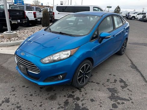 Used 2017 Ford Fiesta SE w/ Equipment Group 201A FWD image 1