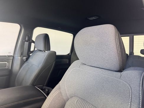 Used 2022 RAM 1500 Big Horn AWD/4WD image 10