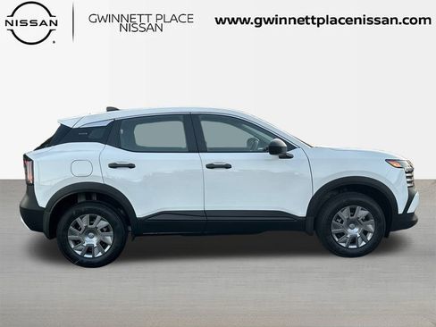 New 2026 Nissan Kicks S image 4