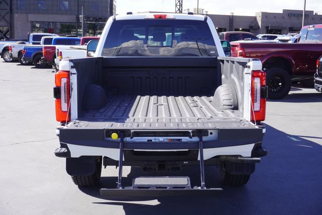 Used 2025 Ford F350 Platinum w/ Platinum Plus Package AWD/4WD image 11