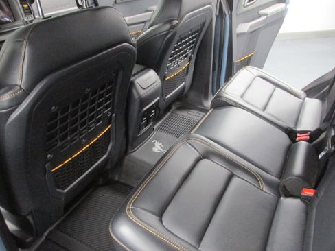 Used 2023 Ford Bronco Badlands w/ Sasquatch Package image 26