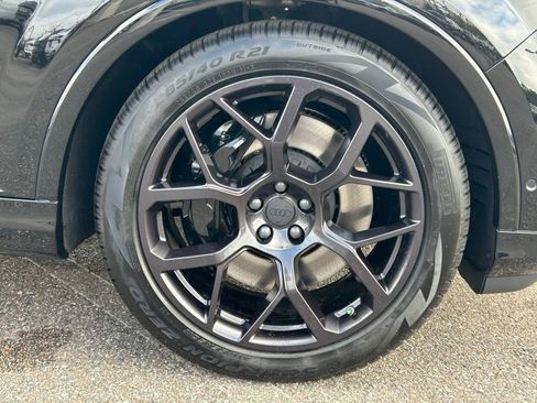 New 2026 Audi SQ7 Premium Plus image 42