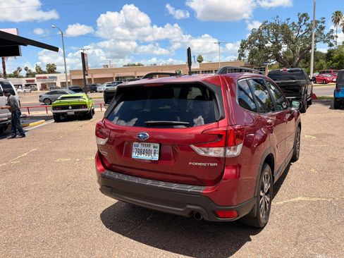 Used 2020 Subaru Forester Limited AWD/4WD image 7