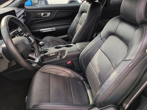 Used 2025 Ford Mustang GT Premium w/ GT Performance Package RWD image 13