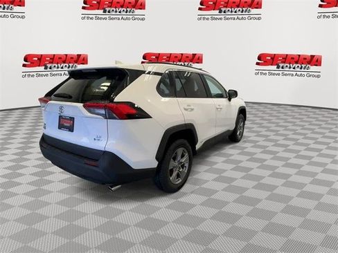 Used 2025 Toyota RAV4 LE image 9