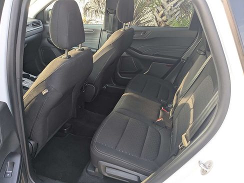 Used 2025 Ford Escape Active AWD/4WD image 14