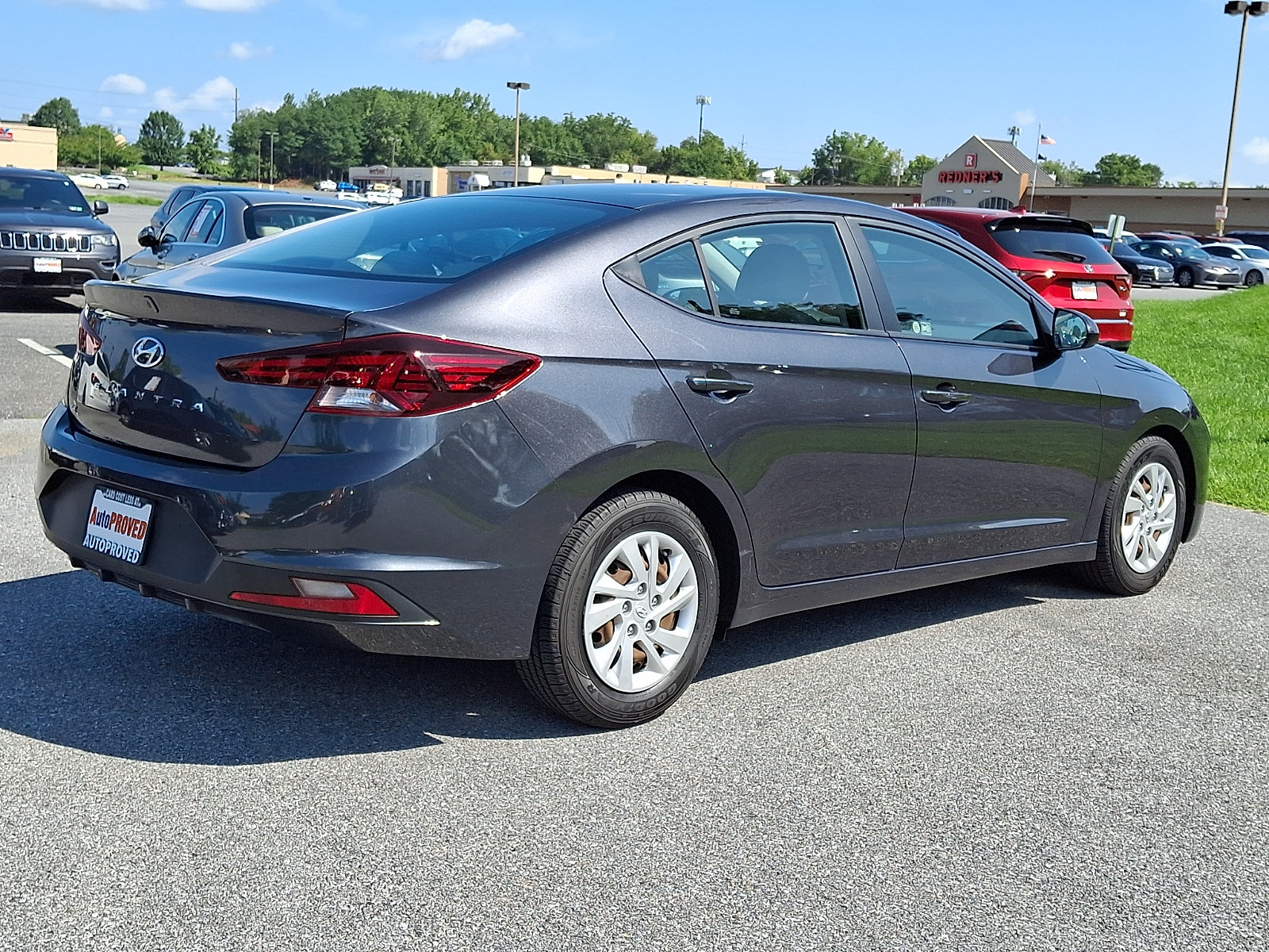 Used 2020 Hyundai Elantra SE FWD image 6