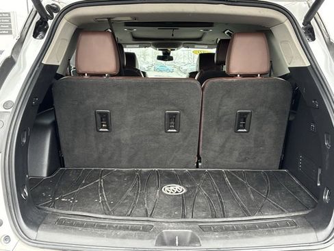 Used 2020 Buick Enclave Avenir w/ Avenir Technology Package image 21