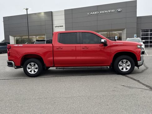 Used 2020 Chevrolet Silverado 1500 LT image 3