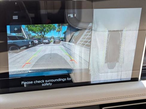 Used 2020 Lincoln Aviator Reserve w/ Equipment Group 202A image 13