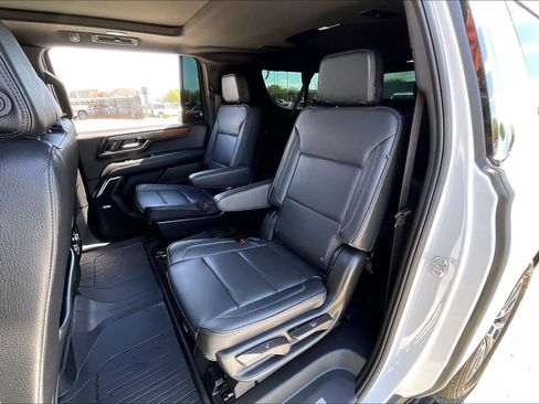 Used 2026 GMC Yukon XL Denali w/ Sun & Power Step Package RWD image 52
