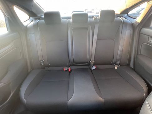 Used 2025 Honda Civic Sport image 38