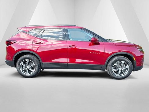 Used 2023 Chevrolet Blazer LT w/ Convenience Package FWD image 8