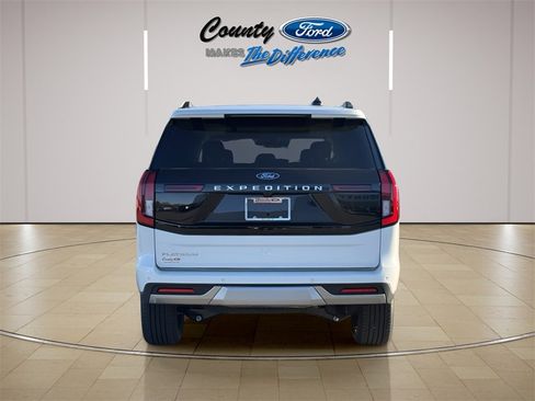 New 2025 Ford Expedition Platinum w/ Platinum Ultimate Package image 4