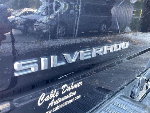 Used 2024 Chevrolet Silverado 1500 LT AWD/4WD image 30