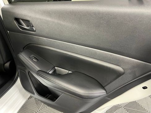 Used 2025 Nissan Altima 2.5 SV image 29