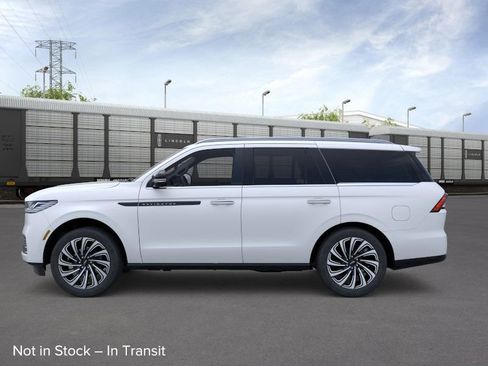 New 2025 Lincoln Navigator Black Label image 2