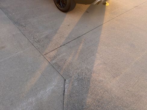 Used 2022 Ford Escape SE w/ Cold Weather Package image 7