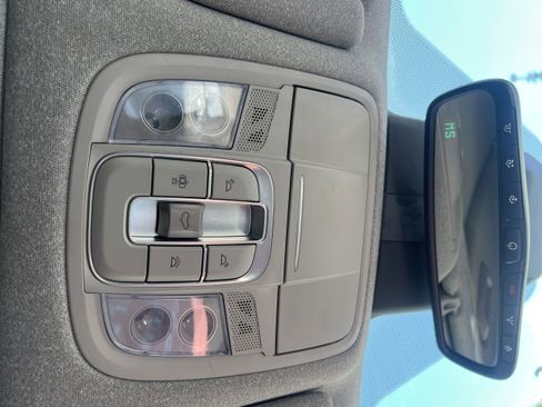 Used 2019 Hyundai Santa Fe Limited AWD/4WD image 19