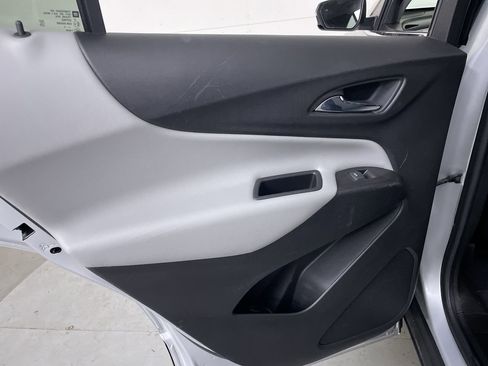 Used 2019 Chevrolet Equinox LT AWD/4WD image 18