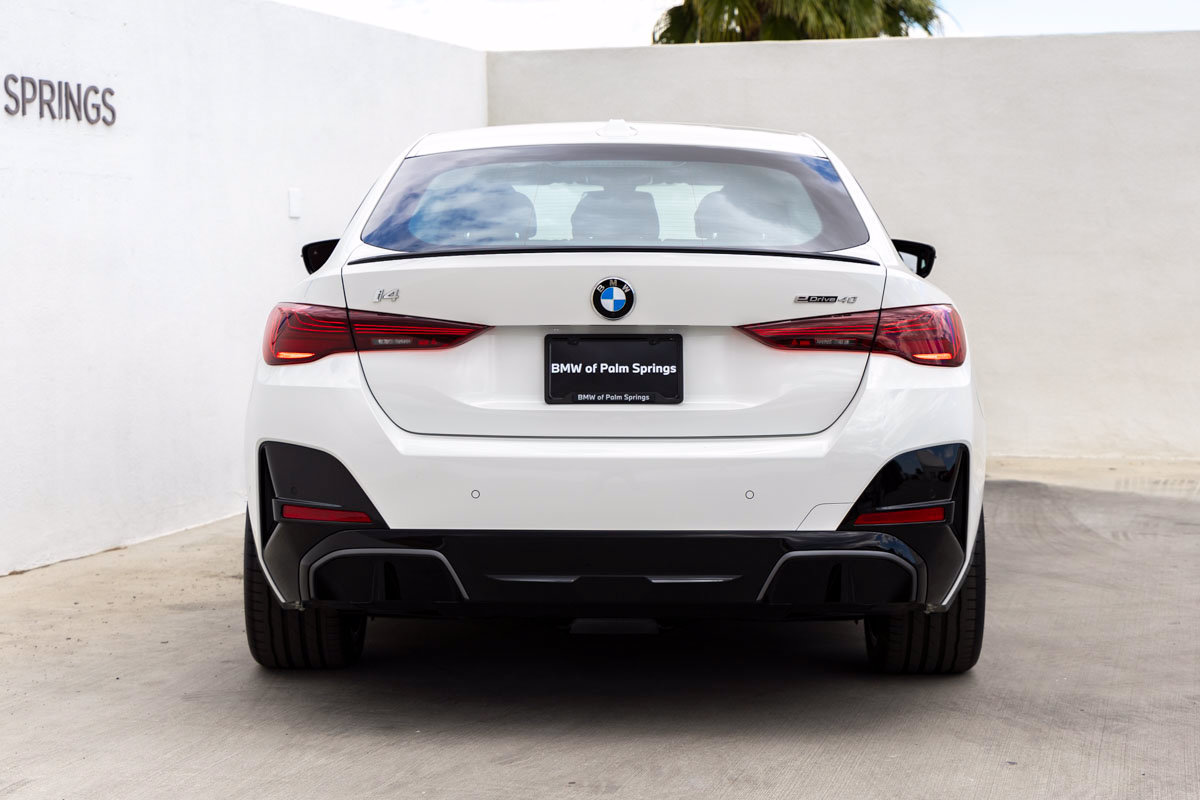 New 2026 BMW i4 eDrive40 w/ M Sport Package RWD image 7