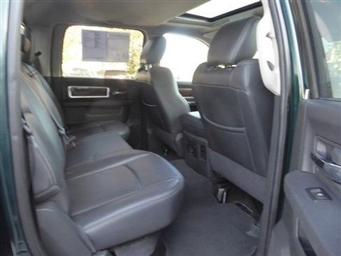 Used 2011 RAM 1500 Laramie image 19