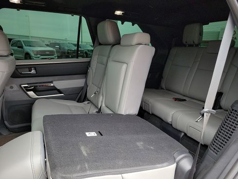 Used 2025 Toyota Sequoia Limited AWD/4WD image 8