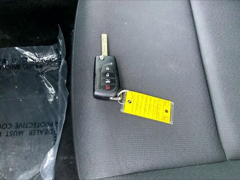 Used 2024 Toyota Corolla LE image 13