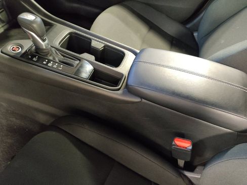 Used 2025 Nissan Sentra S image 26