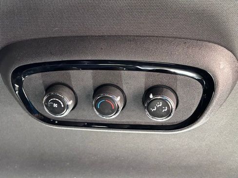 Used 2021 Dodge Durango GT image 32