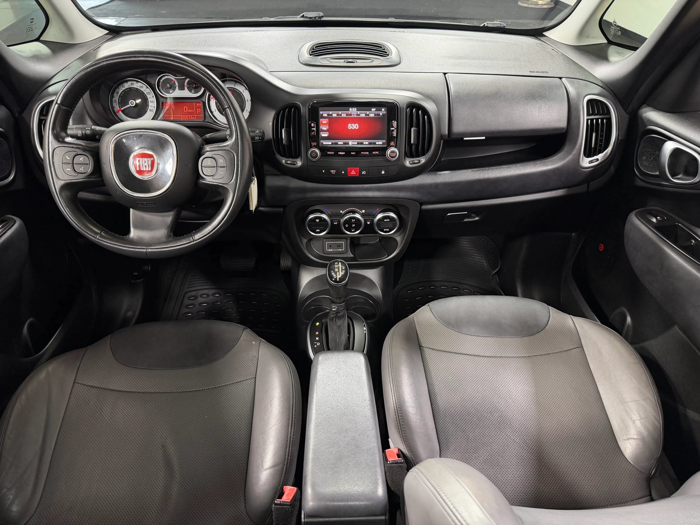 Used 2017 FIAT 500L Trekking w/ Dual-Pane Sunroof Package FWD image 24