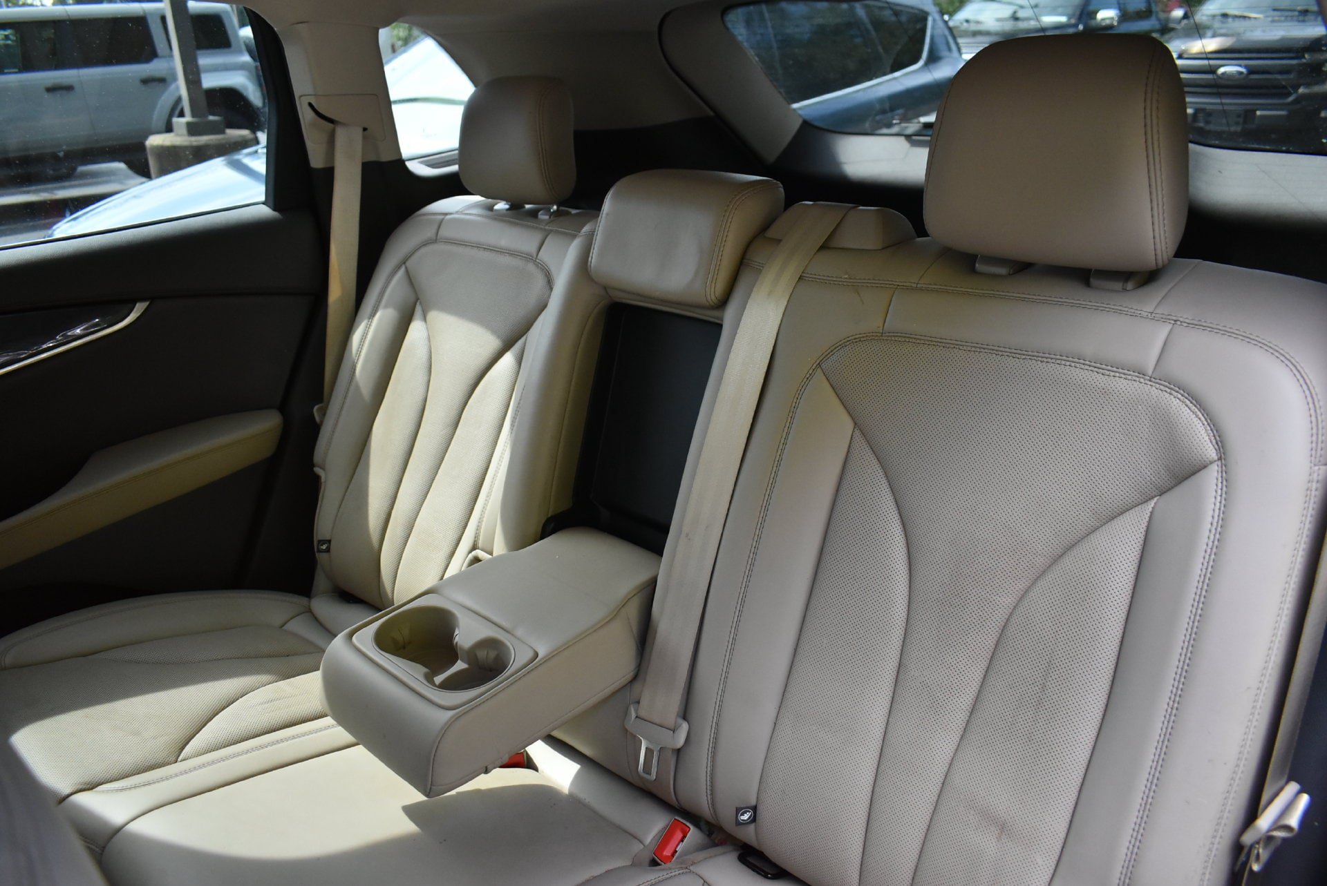Used 2022 Lincoln Nautilus Reserve w/ Equipment Group 201A AWD/4WD image 14