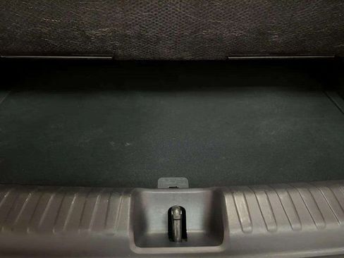 Used 2024 Audi Q4 e-tron Premium Plus w/ Premium Plus image 91