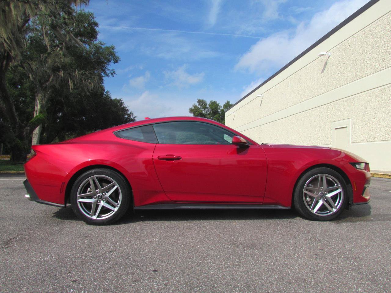 Used 2024 Ford Mustang EcoBoost RWD image 11