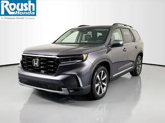 Certified 2023 Honda Pilot Touring video 1