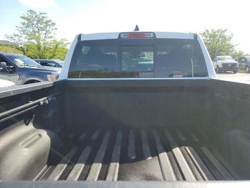Used 2019 RAM 1500 Big Horn AWD/4WD image 9