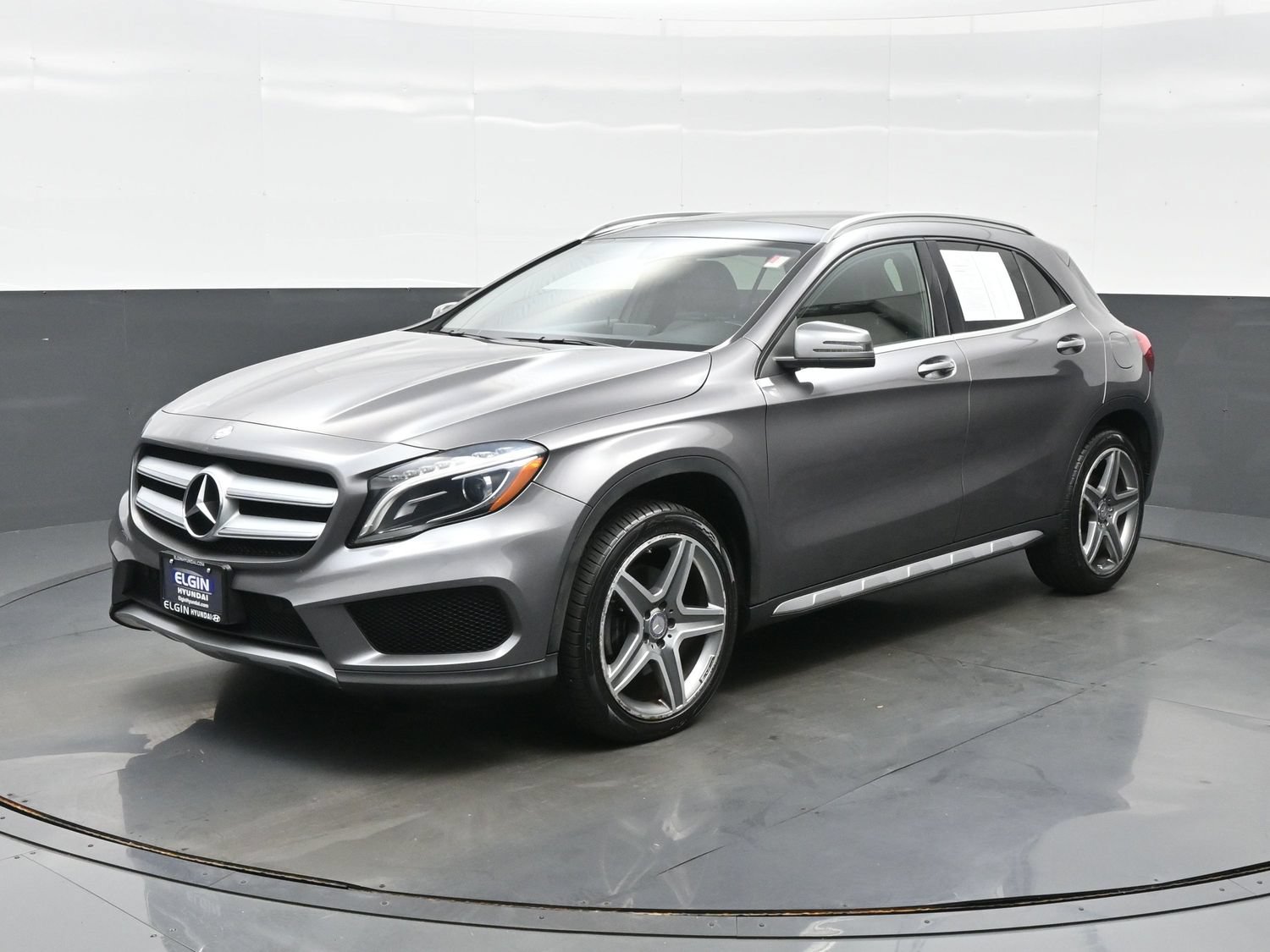 Used 2015 Mercedes-Benz GLA 250 4MATIC image 2