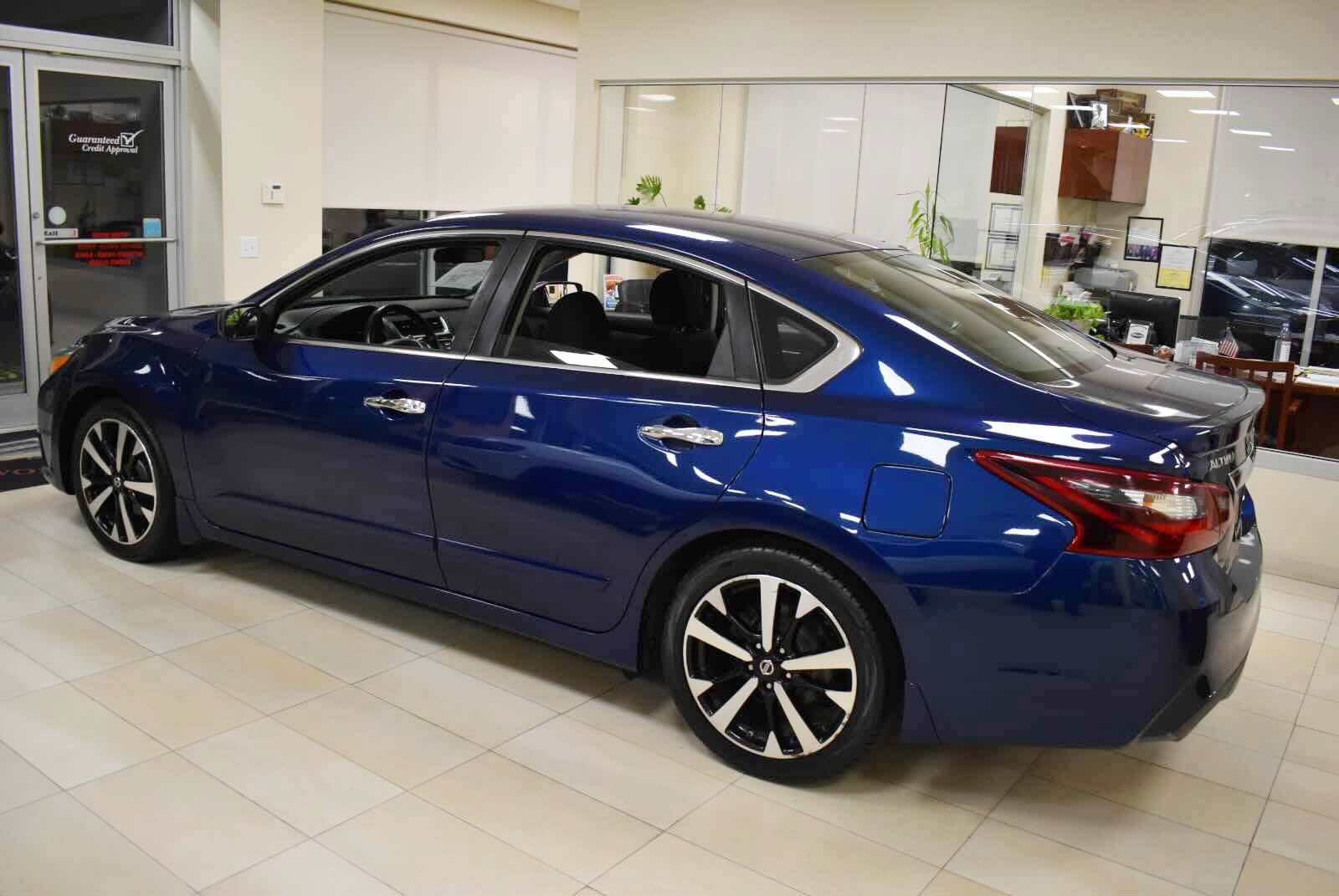 Used 2018 Nissan Altima 2.5 SR FWD image 7