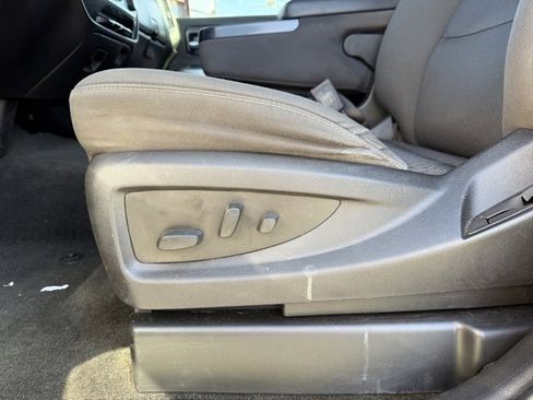 Used 2018 Chevrolet Silverado 1500 LT w/ Texas Edition image 9