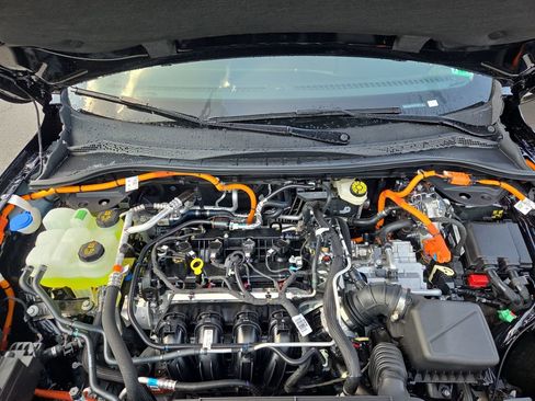 New 2025 Ford Escape SE image 23