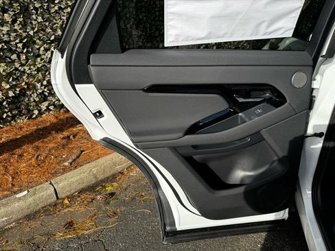 New 2026 Land Rover Range Rover Evoque Dynamic SE image 14