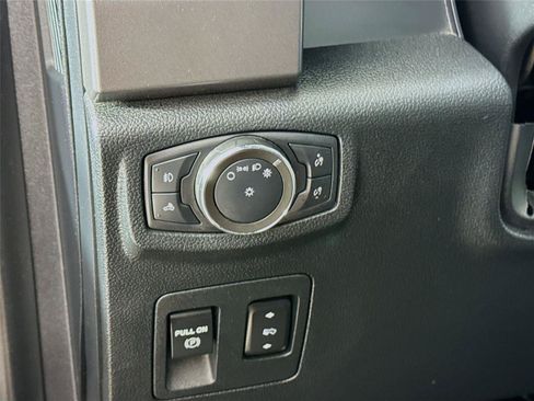 Used 2020 Ford F150 XLT w/ Equipment Group 302A Luxury AWD/4WD image 14