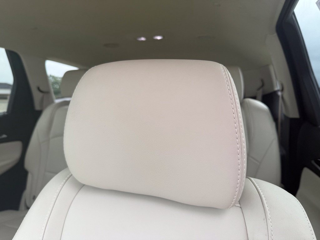 Used 2023 Buick Enclave Essence AWD/4WD image 28