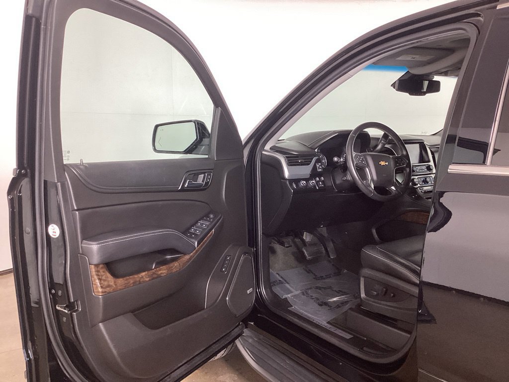 Used 2017 Chevrolet Tahoe LT AWD/4WD image 9