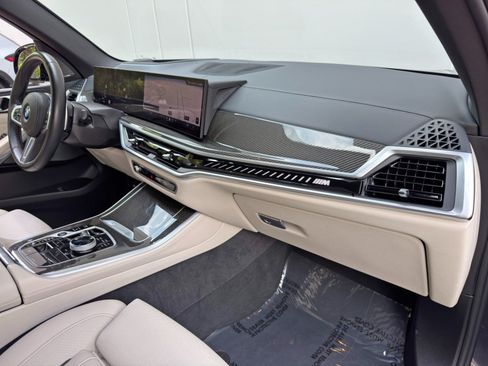 Used 2024 BMW X5 M60i w/ Executive Package AWD/4WD image 15