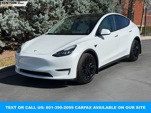 Used 2022 Tesla Model Y Long Range image 2